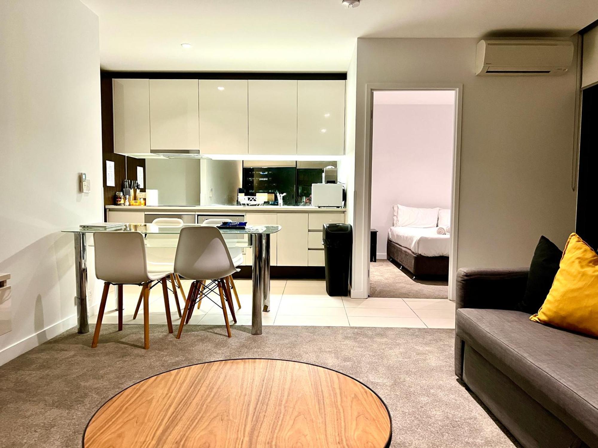Readyset Apartments At Madison Melbourne Eksteriør bilde