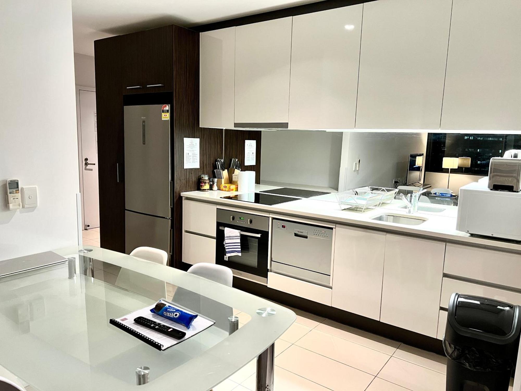 Readyset Apartments At Madison Melbourne Eksteriør bilde