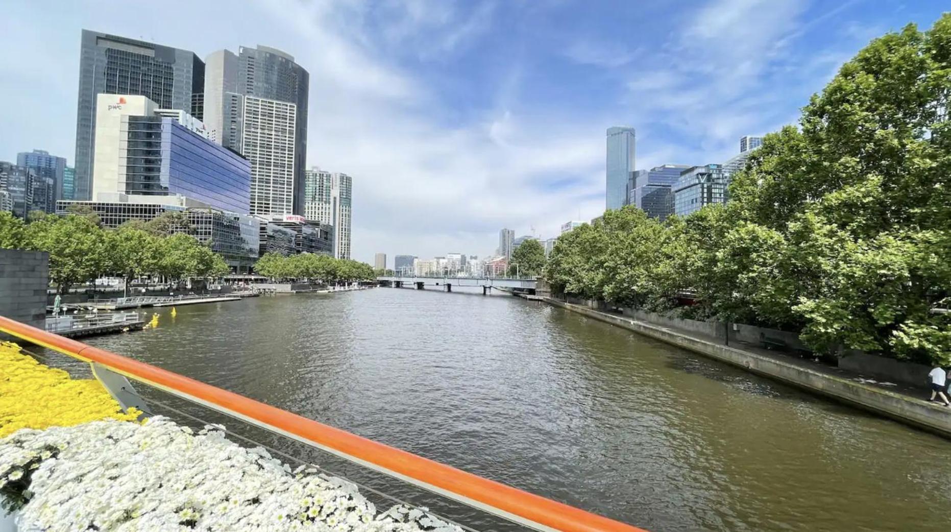 Readyset Apartments At Madison Melbourne Eksteriør bilde