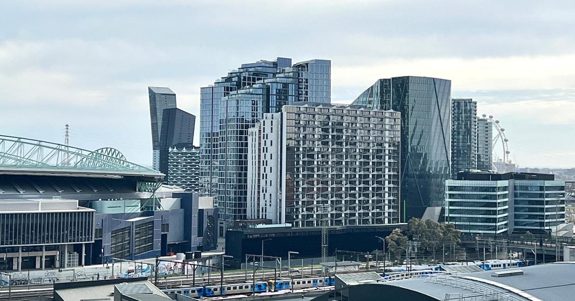 Readyset Apartments At Madison Melbourne Eksteriør bilde