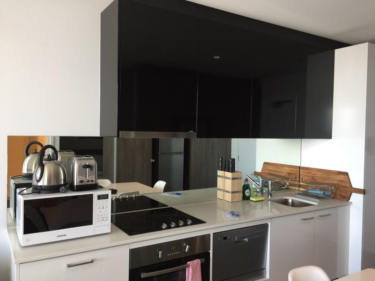 Readyset Apartments At Madison Melbourne Eksteriør bilde